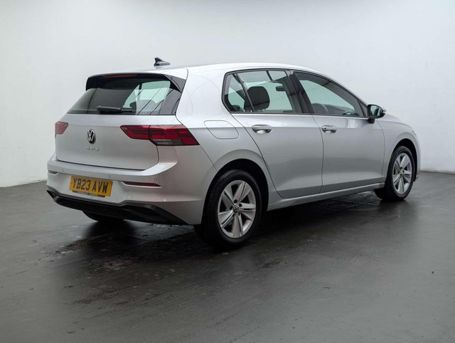 USED 2023 23 VOLKSWAGEN GOLF 1.5 Golf Life TSi 5dr CLICK+COLLECT / HOME DELIVERY