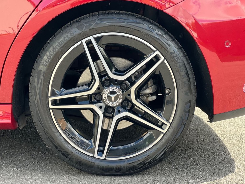 USED 2022 72 MERCEDES-BENZ A-CLASS 1.3 A200 AMG Line (Executive) Hatchback 5dr Petrol 7G-DCT Euro 6 (s/s) (163 ps) *AWARD WINNING DEALERSHIP*