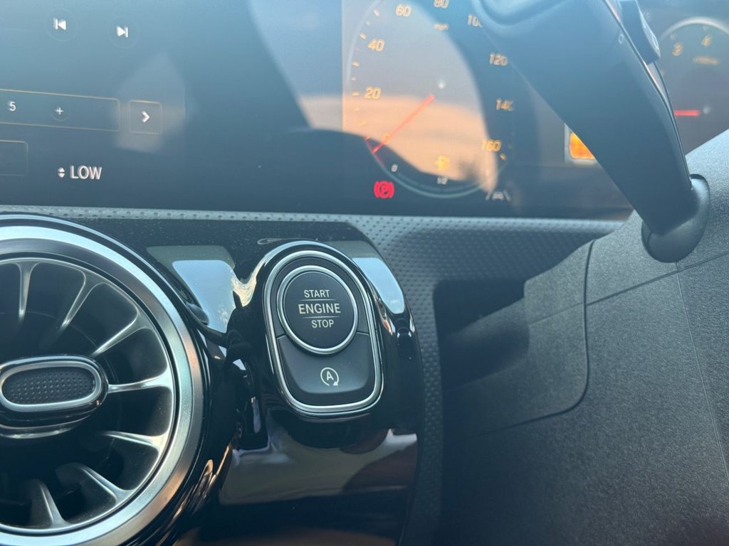 USED 2022 72 MERCEDES-BENZ A-CLASS 1.3 A200 AMG Line (Executive) Hatchback 5dr Petrol 7G-DCT Euro 6 (s/s) (163 ps) *AWARD WINNING DEALERSHIP*