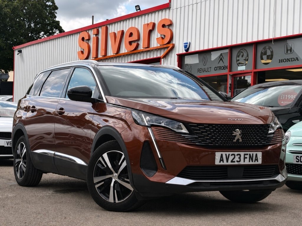 2023 Peugeot 5008