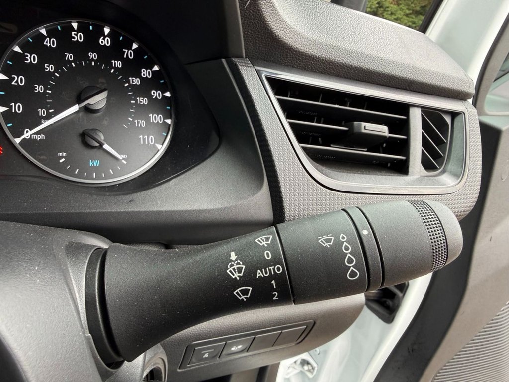 USED 2023 73 RENAULT KANGOO L2 E-Tech LL21 90kW 44kWh Start 6dr Van 