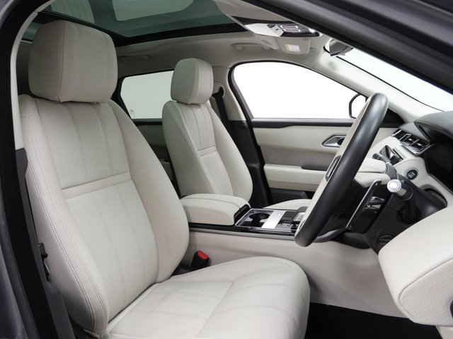 View our LAND ROVER RANGE ROVER VELAR