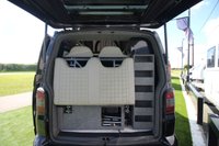 USED 2014 64 VOLKSWAGEN TRANSPORTER 2.0 TDI T30 Highline Campervan 4dr Diesel Manual L1 H1 (203 g/km, 138.08 bhp) 