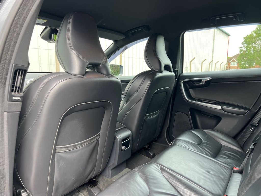USED 2016 66 VOLVO XC60 2.4 D5 R-Design Lux Nav SUV 5dr Diesel Auto AWD Euro 6 (s/s) (220 ps) 