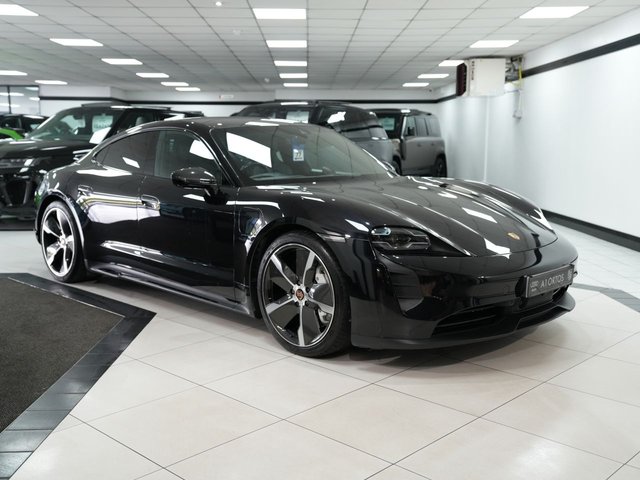 View our Porsche Taycan Performance Plus 93.4kWh 4S Saloon 4dr Electric Auto 4WD (571 ps)