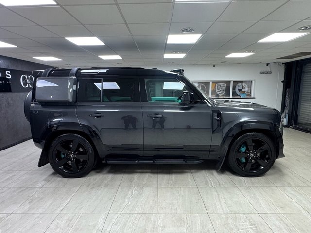 View our LAND ROVER DEFENDER