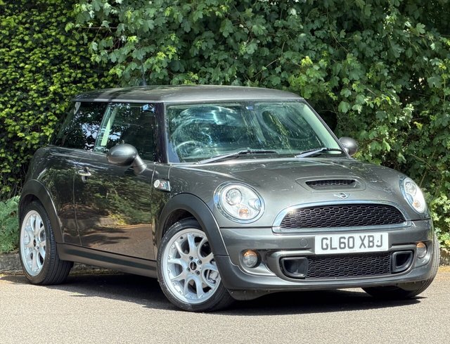 View our MINI Hatch 1.6 Cooper S Hatchback 3dr Petrol Manual Euro 5 (184 ps)