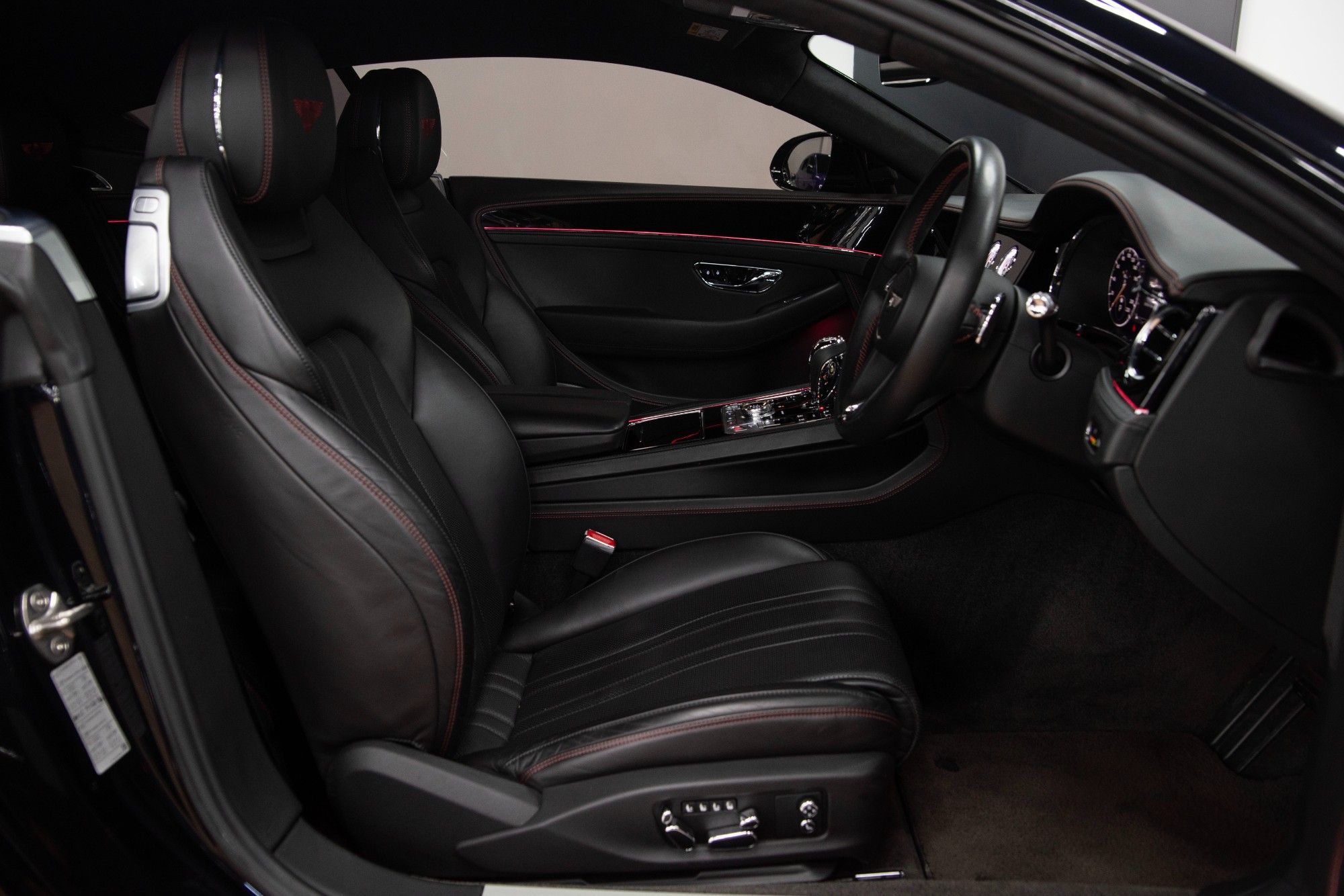 USED 2020 70 BENTLEY CONTINENTAL 4.0 V8 GT  