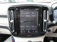 USED 2021 70 VOLVO XC40 1.5 T3 Inscription Pro SUV 5dr Petrol Auto Euro 6 (s/s) (163 ps) 