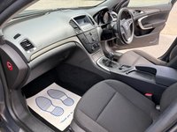 USED 2013 13 VAUXHALL INSIGNIA 1.8 16V Exclusiv Hatchback 5dr Petrol Manual Euro 5 * 8 SERVICE STAMPS, 2 KEYS, 2 OWNERS FROM NEW* PART X TO CLEAR * 8 SERVICE STAMPS, 2 KEYS, 2 KEEPERS*