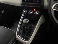 USED 2021 71 RENAULT CLIO 1.0 TCe S Edition Hatchback 5dr Petrol Manual Euro 6 (s/s) (90 ps) Hatchback