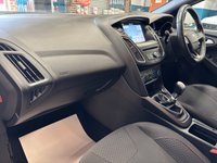 USED 2017 66 FORD FOCUS 1.0T EcoBoost ST-Line Hatchback 5 door Petrol Manual Euro 6 in orange BLUETOOTH+PRIVACY GLASS+CD PLAYER