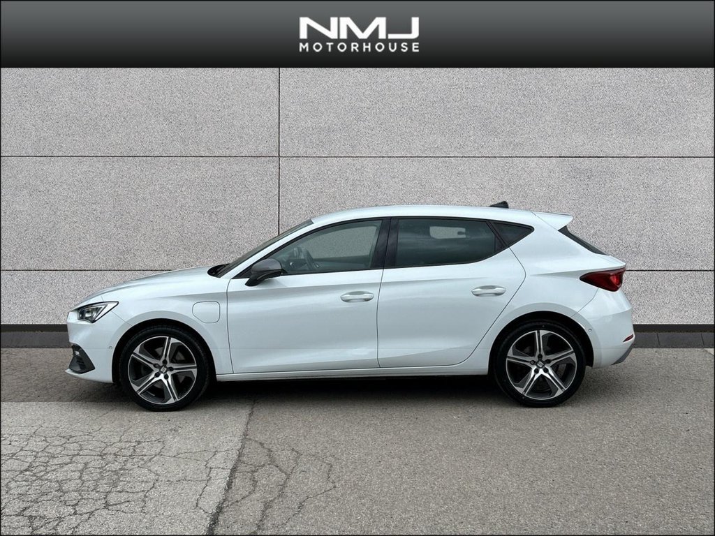 USED 2020 70 SEAT LEON 1.4 eHybrid 12.8kWh FR DSG Euro 6 (s/s) 5dr 9.9%APR PARK ASSIST CARPLAY