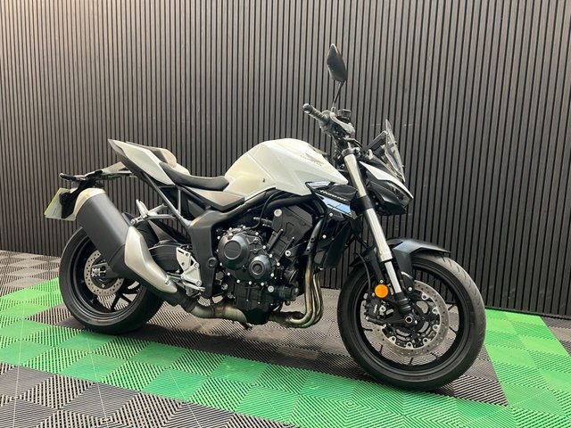 View our HONDA CB1000 Hornet