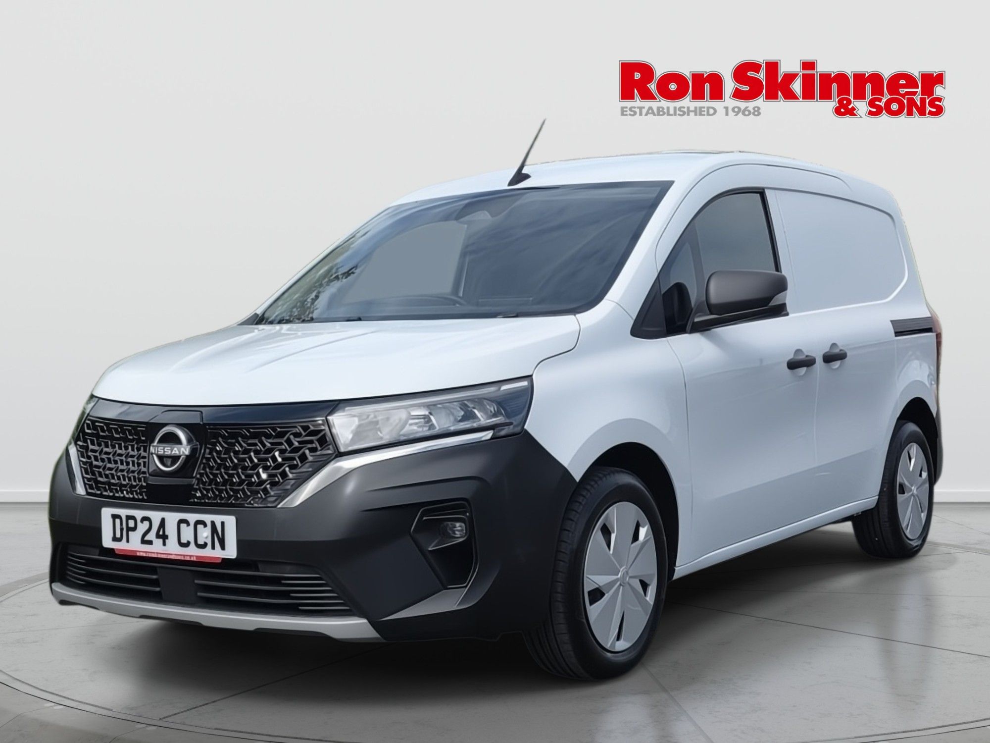 USED 2024 24 NISSAN TOWNSTAR 45kWh Acenta Panel Van 6dr Electric Auto L1 (122 ps) 