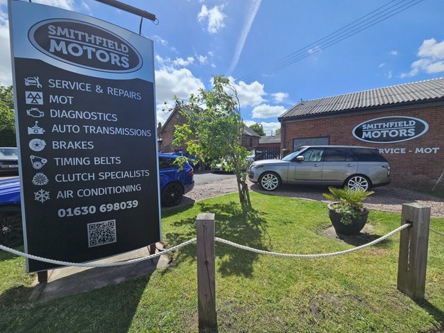 View our LAND ROVER RANGE ROVER