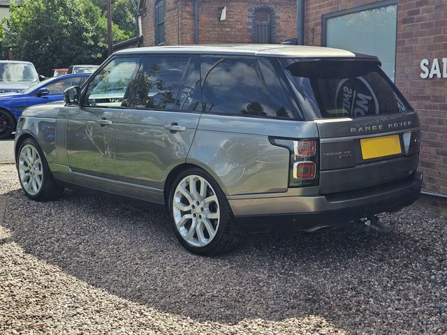 View our LAND ROVER RANGE ROVER