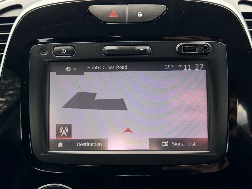 USED 2018 18 RENAULT CAPTUR 0.9 TCe ENERGY Dynamique Nav SUV 5dr Petrol Manual Euro 6 (s/s) (90 ps) 6 Services|SatNav|Sensors|Cruise|