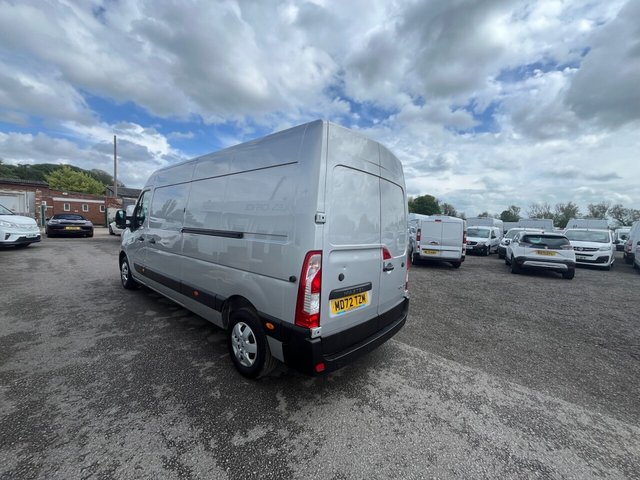 View our RENAULT MASTER