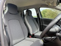 USED 2022 22 RENAULT ZOE R135 EV50 52kWh Iconic Hatchback 5dr Electric Auto (Rapid Charge) (134 bhp) VAT Qualifying