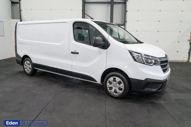 View our Renault Trafic 2.0 dCi Blue LL30 Start L2 H1 Euro 6 (130 ps)