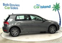 USED 2017 67 VOLKSWAGEN GOLF 1.4 TSI BlueMotion Tech SE Nav Hatchback 5dr Petrol Manual Euro 6 (s/s) (125 ps) Indium Grey VW Golf TSI with Full Service History, SATNAV, Apple Carplay, Full Parking Sensors, Cruise, Bluetooth, 47000 Miles
