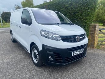 2022 VAUXHALL VIVARO