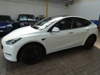 USED 2022 72 TESLA MODEL Y (Dual Motor) Long Range SUV 5dr Electric Auto 4WDE (384 bhp) SAT NAV LEATHER HEATED SEATS PARKING CAMERA CRUISE CONTROL GENUINE LOW MILEAGE 1 OWNER WARRANTY