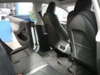 USED 2022 72 TESLA MODEL Y (Dual Motor) Long Range SUV 5dr Electric Auto 4WDE (384 bhp) SAT NAV LEATHER HEATED SEATS PARKING CAMERA CRUISE CONTROL GENUINE LOW MILEAGE 1 OWNER WARRANTY