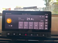 USED 2023 73 MG Mg4 64kWh Trophy Long Range Hatchback 5dr Electric Auto (203 ps)+2 KEYS+1 OWNER FROM NEW+NAV+PARK CONTROL+HALF LEATHER SEATS+PRIVACY+CLIMATE+MEDIA+BLUETOOTH+DIGITAL DASH+ 2 KEYS+1 OWNER FROM NEW+NAV+PARK CONTROL+HALF LEATHER SEATS+PRIVACY+CLIMATE+MEDIA+BLUETOOTH+DIGITAL DASH+ALLOYS+CRUISE+HPI CLEAR