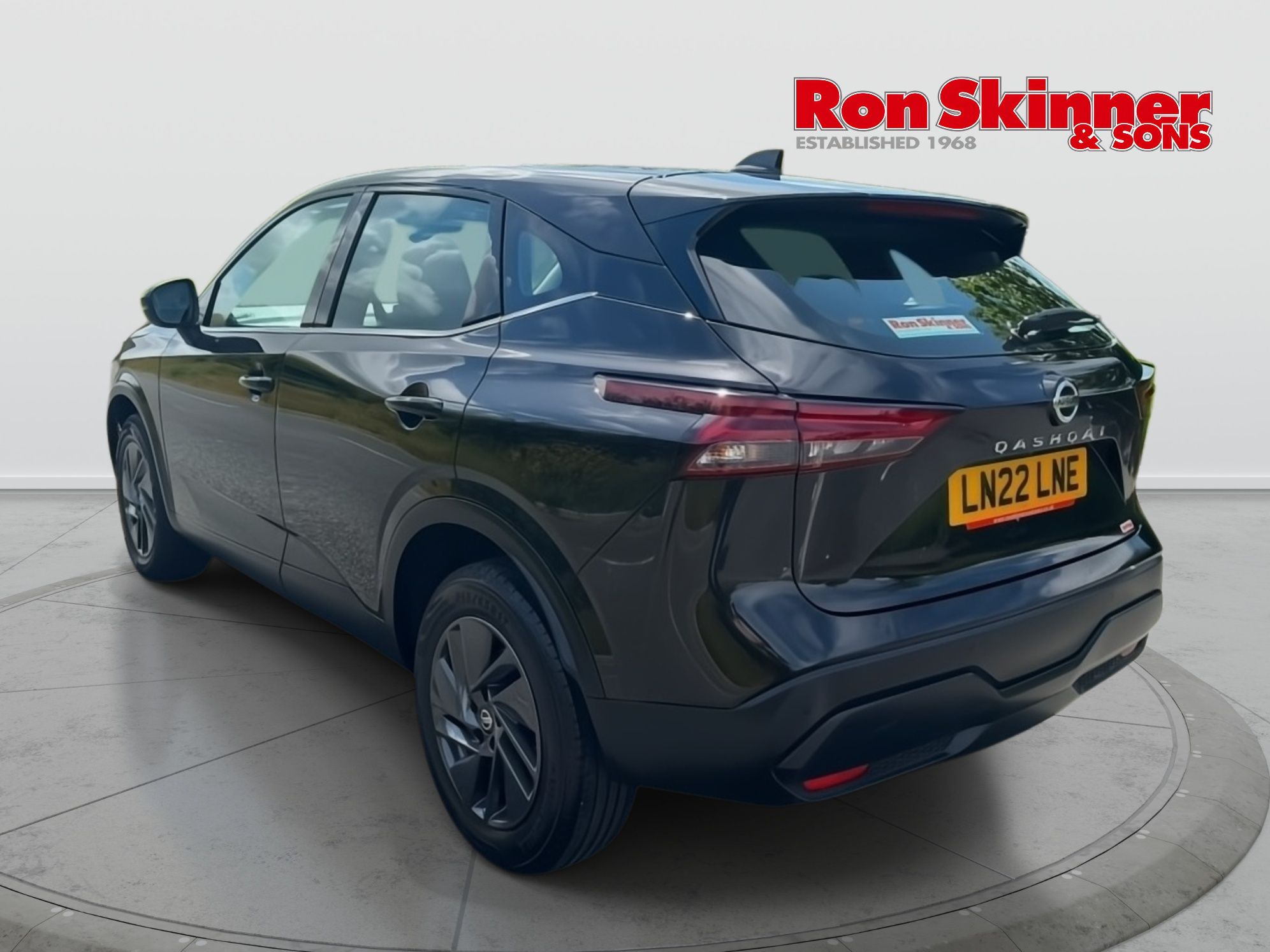 USED 2022 22 NISSAN QASHQAI 1.3 DIG-T MHEV Acenta Premium SUV 5dr Petrol Hybrid Manual Euro 6 (s/s) (140 ps) 
