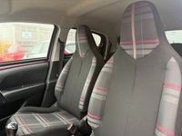 USED 2015 15 PEUGEOT 108 1.2 VTi PureTech Allure Hatchback 5dr Petrol Manual Euro 5 (82 ps) GREAT SERVICE HISTORY WITH THIS CAR