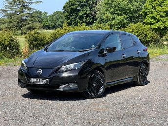 2022 NISSAN LEAF