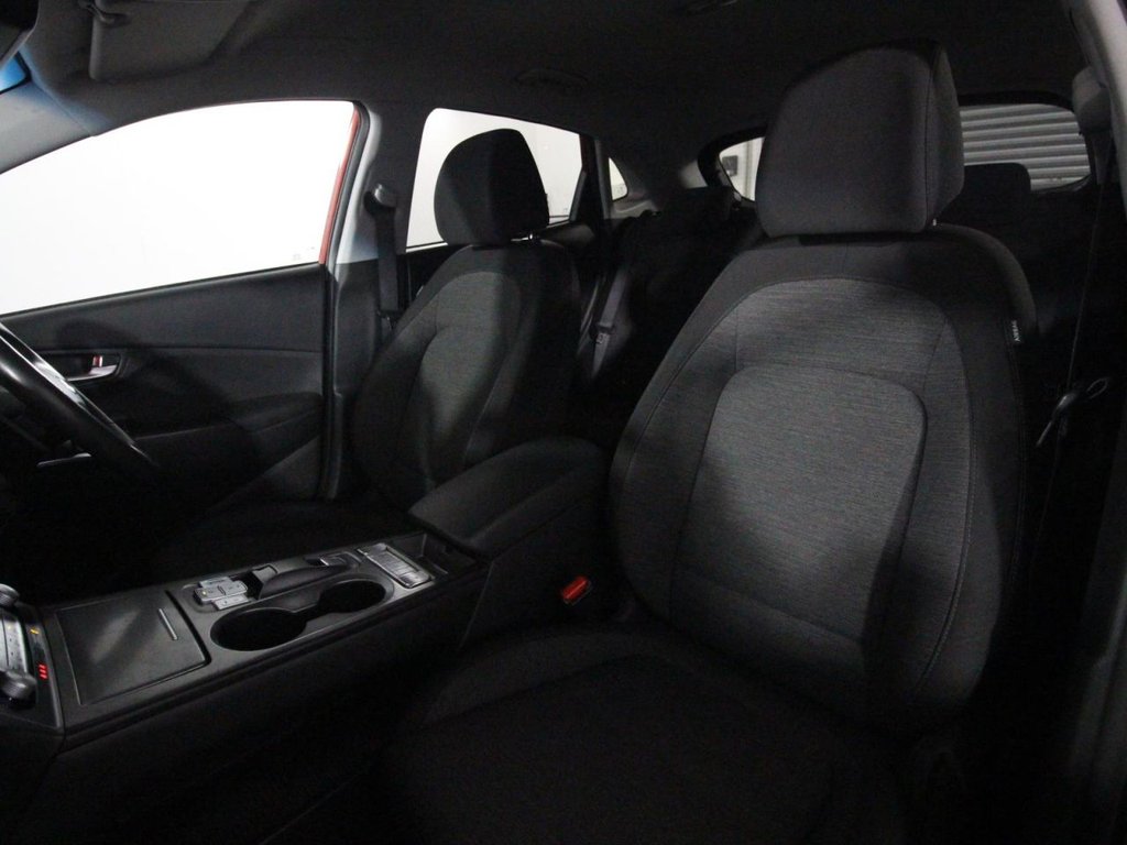 USED 2021 21 HYUNDAI KONA 64kWh Premium SUV 5dr Electric Auto (10.5kW Charger) (204 ps) 