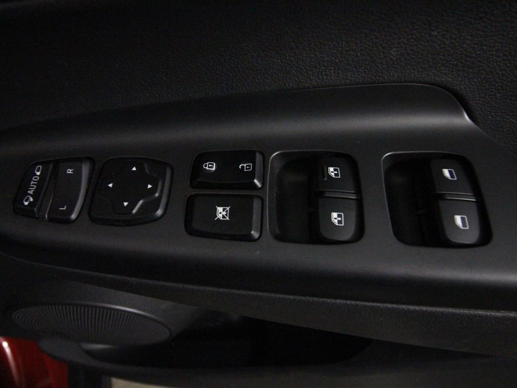 USED 2021 21 HYUNDAI KONA 64kWh Premium SUV 5dr Electric Auto (10.5kW Charger) (204 ps) 