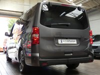USED 2022 72 VAUXHALL Vivaro Life Electric 50kWh Elite MPV 5dr Electric Auto LWB (8 Seat, 7.4kW Charger) (136 ps) 8 SEATS SAT NAV LEATHER HEATED SEATS PARKING CAMERA CRUISE CONTROL PARKING SENSORS 1 OWNER SERVICE HISTORY WARRANTY