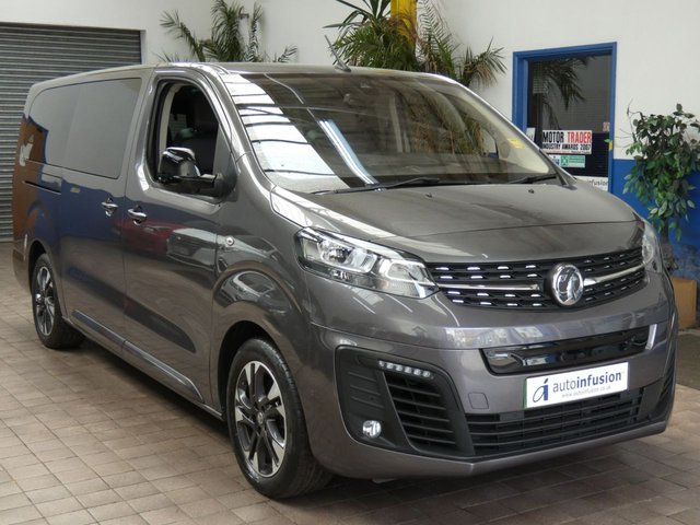 2022 72 Vauxhall Vivaro Life Electric 50kWh Elite MPV 5dr Electric Auto LWB (8 Seat, 7.4kW Charger) (136 ps)