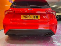 USED 2019 19 FORD FOCUS 1.0T EcoBoost ST-Line X Hatchback 5dr Petrol Manual Euro 6 (s/s) (125 ps) Race Red. 18" Alloys. SYNC3NAV