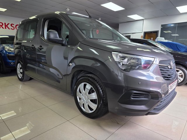 View our VAUXHALL COMBO LIFE