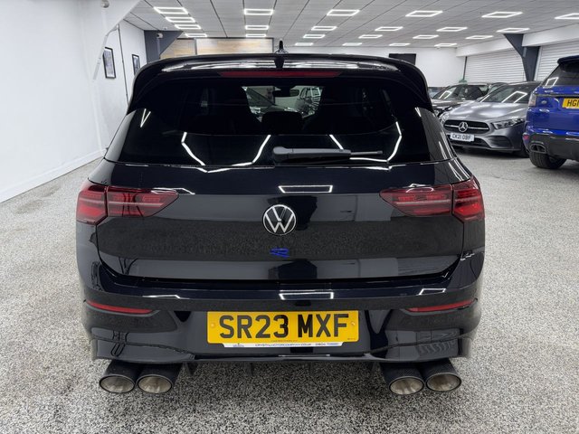 View our VOLKSWAGEN GOLF