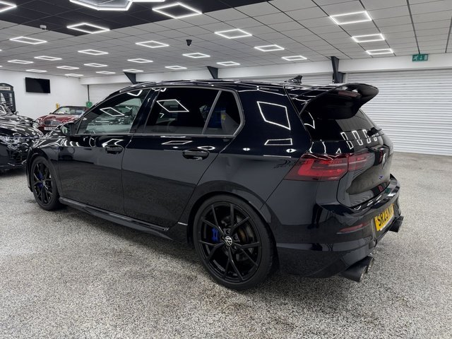 View our VOLKSWAGEN GOLF