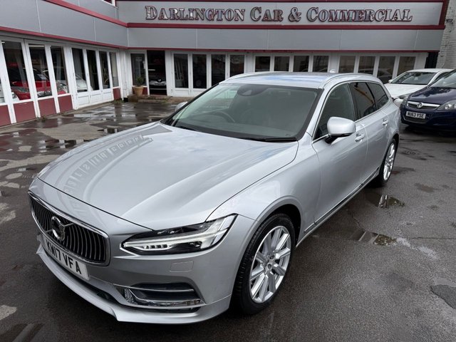 View our VOLVO V90