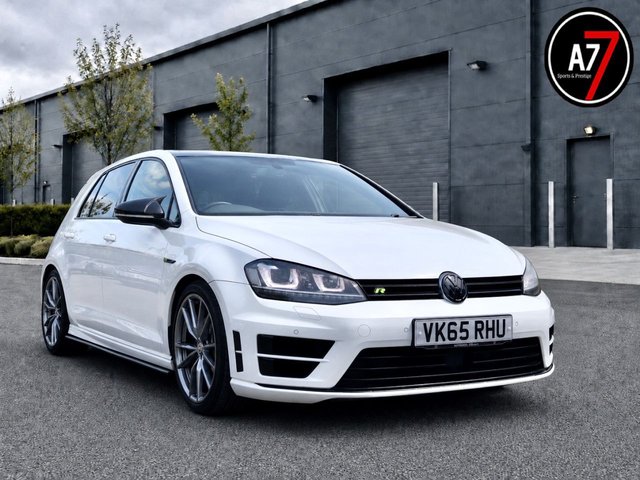 View our VOLKSWAGEN GOLF