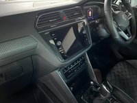 USED 2022 71 VOLKSWAGEN TIGUAN 2.0 TSI R-Line SUV 5dr Petrol DSG 4Motion Euro 6 (s/s) (190 ps) 4WD + CARPLAY/ANDROID AUTO