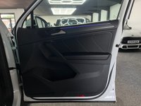 USED 2022 71 VOLKSWAGEN TIGUAN 2.0 TSI R-Line SUV 5dr Petrol DSG 4Motion Euro 6 (s/s) (190 ps) 4WD + CARPLAY/ANDROID AUTO