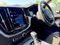 USED 2017 17 VOLVO XC60 2.0 D5 PowerPulse R-Design Pro SUV 5dr Diesel Auto AWD Euro 6 (s/s) (235 ps) 