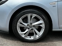 USED 2016 16 VAUXHALL ASTRA 1.4i Turbo SRi Nav Hatchback 5dr Petrol Auto Euro 6 (s/s) (150 ps) Full VAUXHALL Service History  |  1 Owner From Brand New  |  Set of 2 Keys