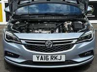 USED 2016 16 VAUXHALL ASTRA 1.4i Turbo SRi Nav Hatchback 5dr Petrol Auto Euro 6 (s/s) (150 ps) Full VAUXHALL Service History  |  1 Owner From Brand New  |  Set of 2 Keys
