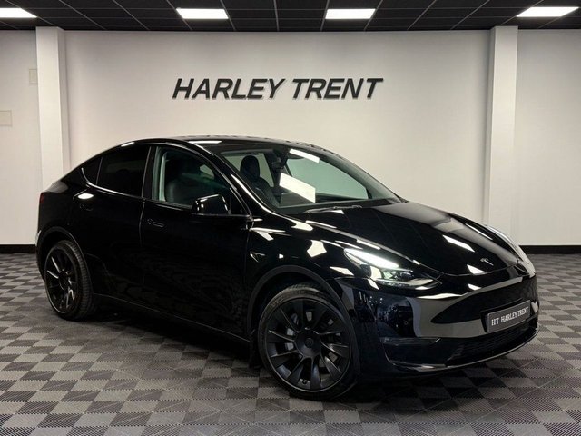 2022 22 TESLA MODEL Y (Dual Motor) Long Range SUV 5dr Electric Auto 4WDE (384 bhp) FRONT END PAINT PROTECTION FILM! STUNNING EXAMPLE, 20'' INDUCTIONS, RYZEN CHIP, GROK AI, 1 OWNER, PANORAMIC GLASS SUNROOF, BLACK LEATHER, DUAL MOTOR, LONG RANGE, HEATED SEATS, REAR CAMERA, HEATED STEERING WHEEL, ELECTRIC TAILGATE, HEAT PUMP, WIRELESS CHARGING