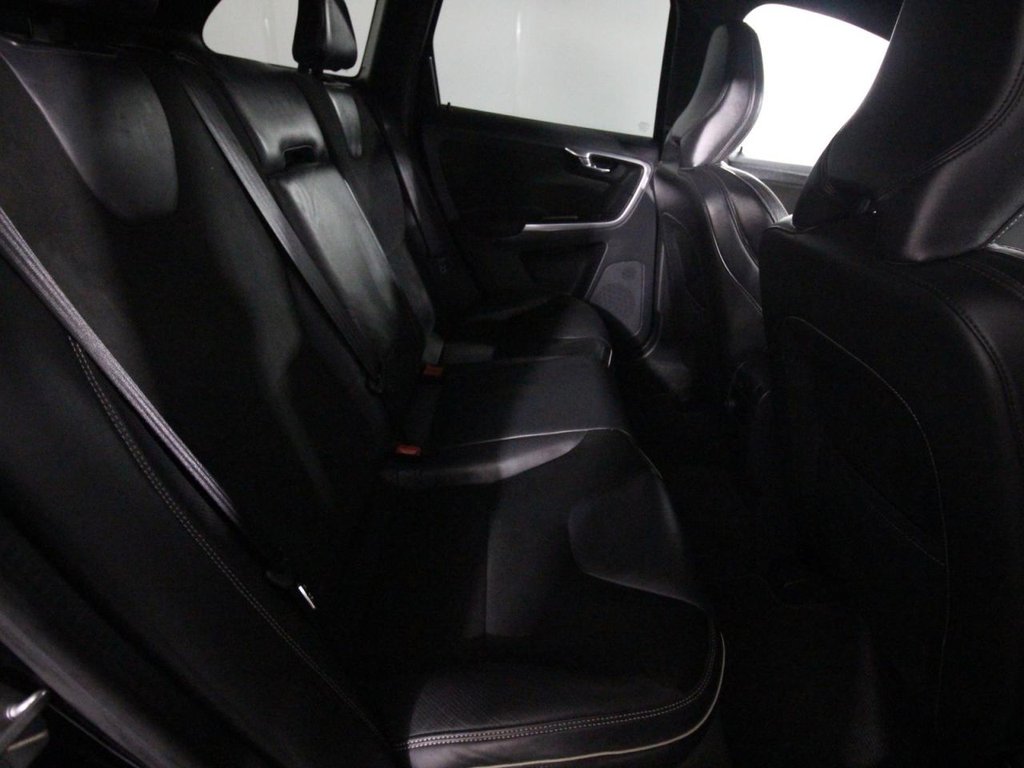 USED 2015 15 VOLVO XC60 2.0 D4 R-Design Nav SUV 5dr Diesel Auto Euro 6 (s/s) (190 ps) 